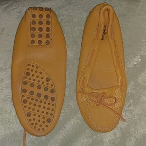 Minnetonka driving moccasins